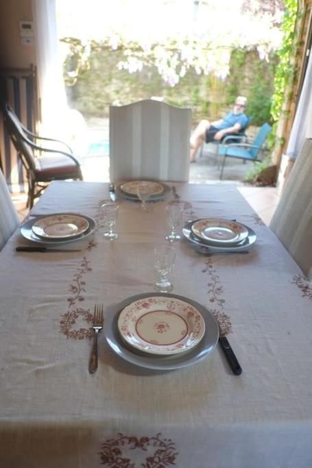 La Sagnarde, Maison En Pierre, 卢布雷萨克 外观 照片