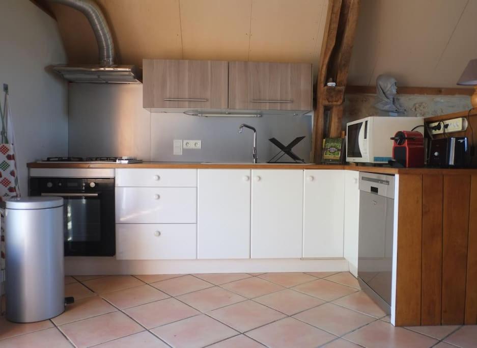 La Sagnarde, Maison En Pierre, 卢布雷萨克 外观 照片