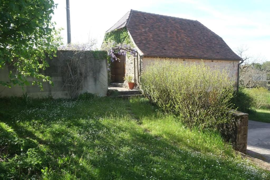 La Sagnarde, Maison En Pierre, 卢布雷萨克 外观 照片